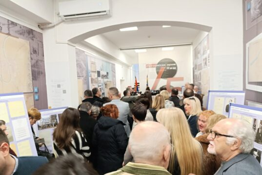 Između pera i diplomatije do upoznavanja Hitlera: Andrićev diplomatski svet pred niškom publikom Izložba Ivo Andrić u diplomatiji