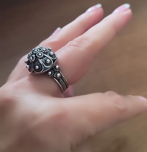 Poklon sa pričom za 8. mart