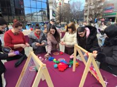 Zanati na ulici: Ispred „Kalče” humanitarni bazar i radionice tkanja Radionice tkanja