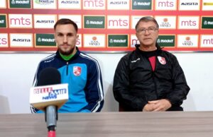 Nakon remija sa Partizanom, Radnički u dobrom raspoloženju dočekuje imenjaka iz Kragujevca Strahinja Manojlović i Takis Lemonis