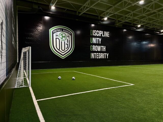 Fudbalska akademija Dugi