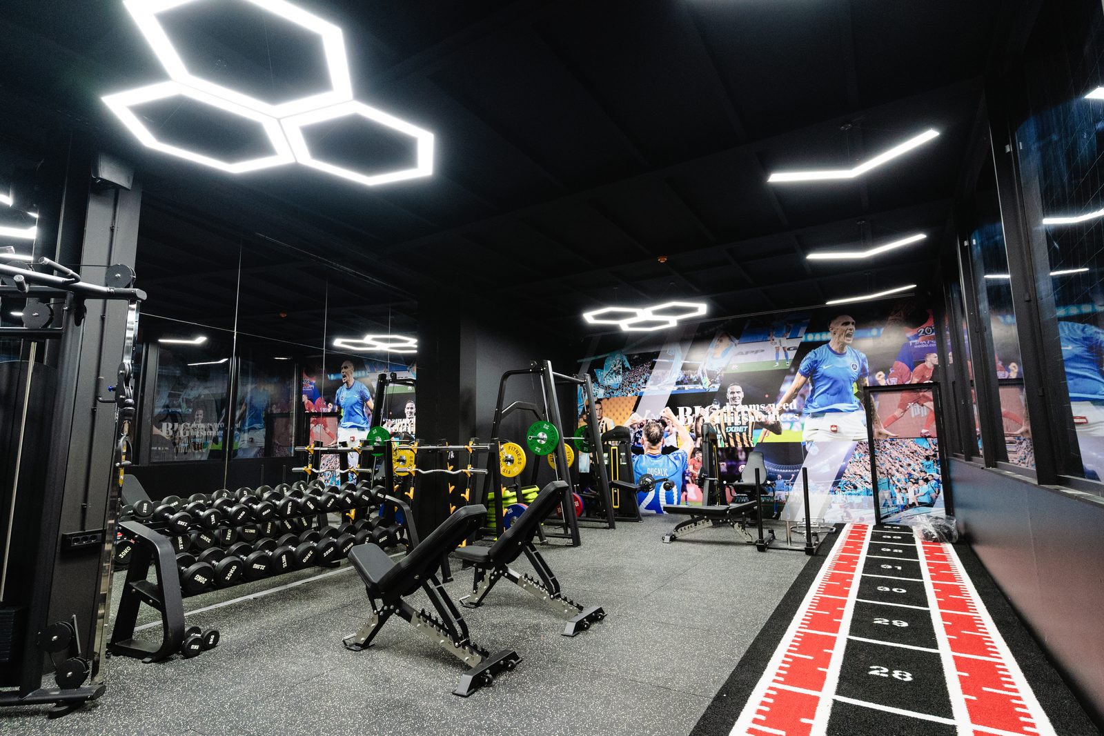 Fudbalska akademija Dugi