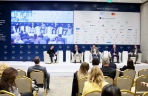 Predstavnici Niša na Kopaonik biznis forumu o industrijskoj transformaciji i veštačkoj inteligenciji Grad Niš bio je jedan od učesnika ovogodišnjeg Biznis foruma na Kopaoniku