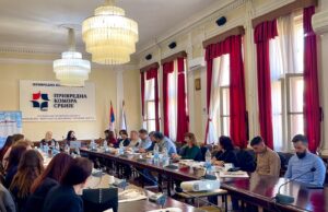 Unapređenje položaja sezonskih radnika zahteva jaču primenu propisa i bolju informisanost Konferencija Rad pod suncem prava i iskustva sezonskih radnika