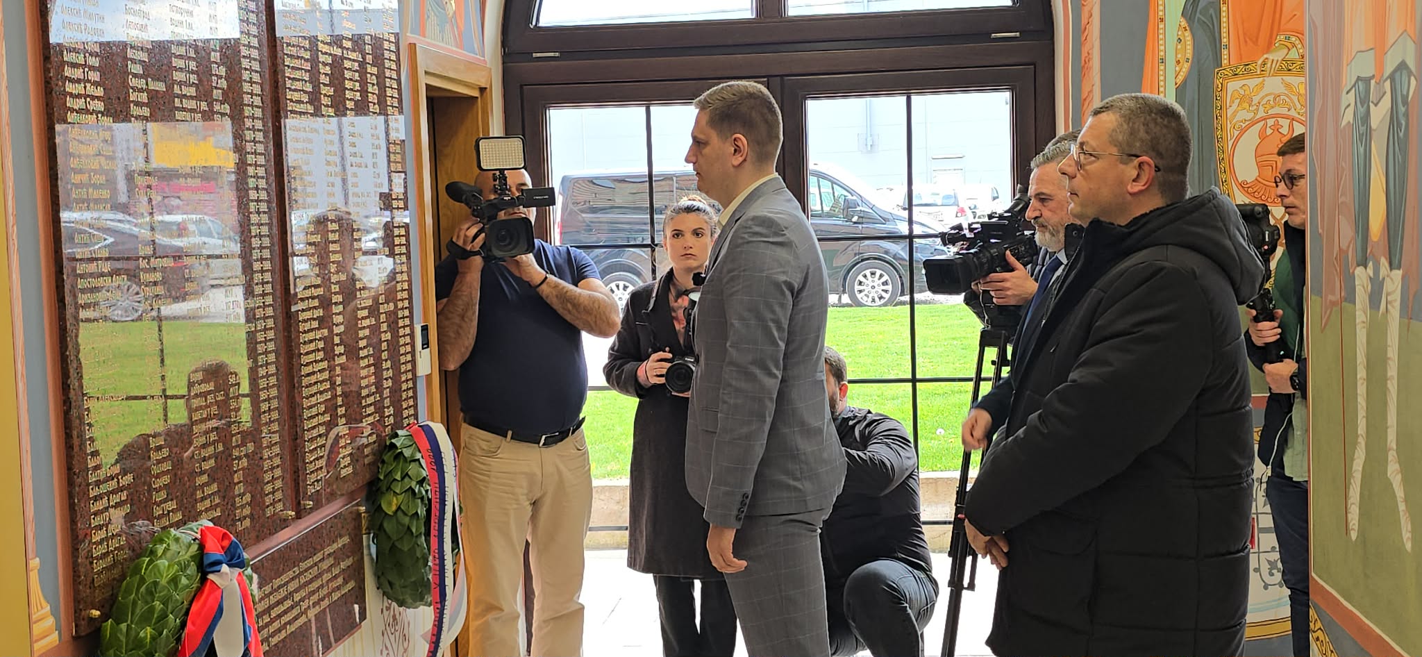 Položeni venci u spomen-kripti kosovskim junacima u Nišu