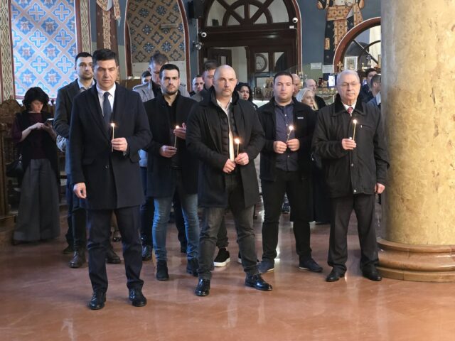 Pomen žrtvama pogroma na Kosovu i Metohiji