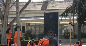 Postavljena nova tepih-trava na Trgu republike Postavljena nova tepih-trava na Trgu republike