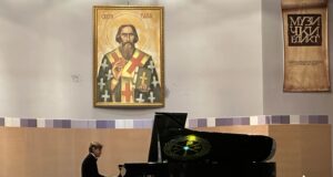 Ruski virtuoz Dmitrij Maslejev oduševio nišku publiku u Svetosavskom domu Ruski virtuoz Dmitrij Maslejev