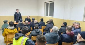 Direktnim razgovorom do rešenja: Sastanak sa meštanima Paligraca o komunalnim problemima Sastanak sa meštanima Paligraca