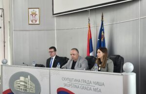 Skupština počela minutom ćutanja, pa usledila žustra rasprava. Na dnevnom redu subvencije za vrtiće, strategija za mlade, planovi… Skupština Grada Niša