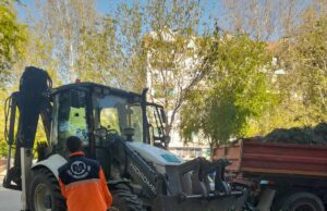 Uređenje grada: Nastavljeni radovi na održavanju zelenih površina i higijene JKP Mediana