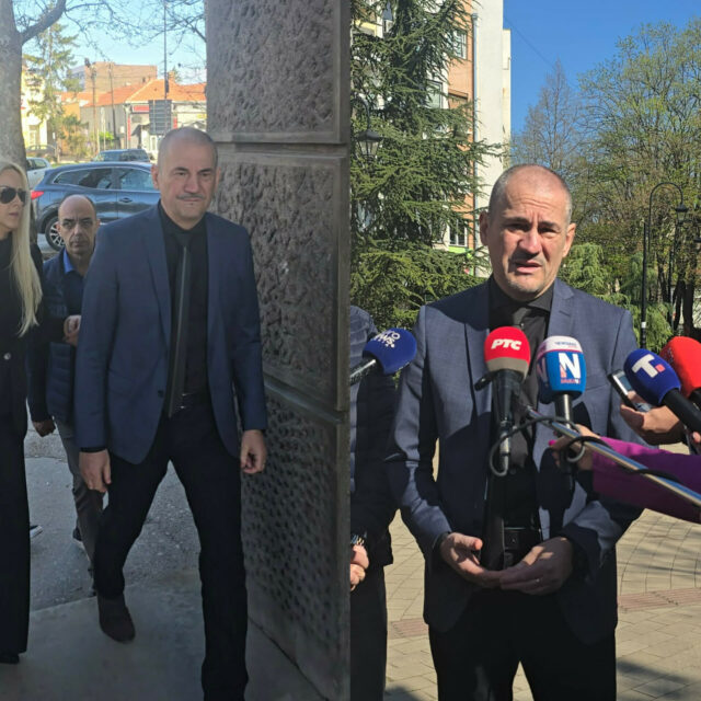 Advokat Saša Knežević