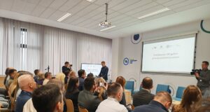 Američka privredna komora obeležila jubileje u Nišu: Fokus na inovacije, startape i jačanje saradnje Američka privredna komora obeležila jubileje u Nišu