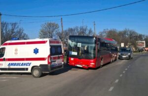 Autobus udario u stajalište na Trošarini Autobus saobraćajna nezgoda