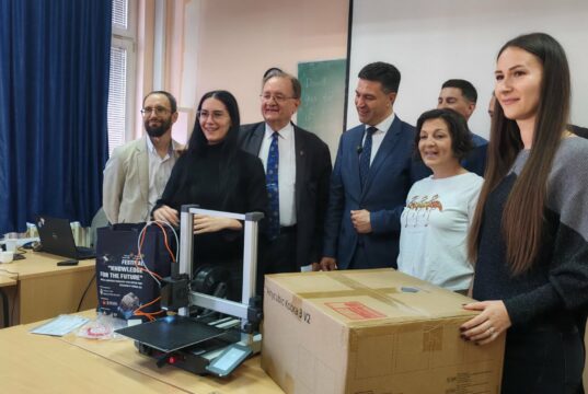 Pavlović: Radite na novim idejama i projektima, grad će dati podršku 3D štampače za izradu igračaka za NURDOR