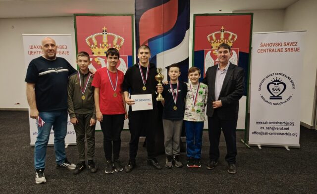 Dvostruko zlato za mlade niške šahiste