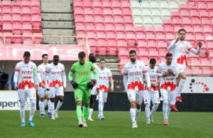 Radnički poražen od OFK Beograda Fudbaleri Radnički Niš