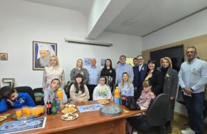 Osvrni se oko sebe: GO Palilula obeležila Međunarodni dan autizma uz podršku školama GO Palilula obeležila Međunarodni dan autizma