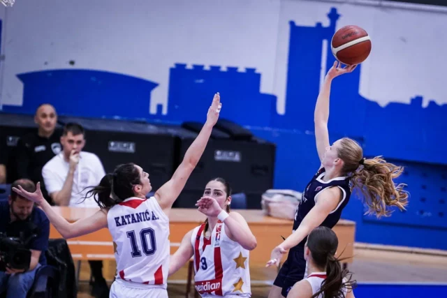 KKŽ Crvena Zvezda vs UŽKK Student KKŽ Crvena Zvezda vs UŽKK Student