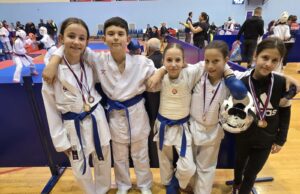 Mladi karatisti iz Niša uspešni na prvenstvu regiona u Čačku Karate klub Niš