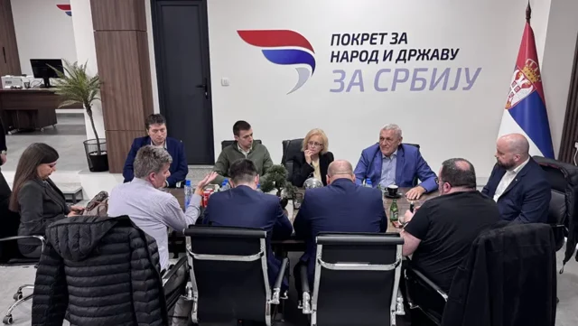 Ministar Balint posetio Pokret za narod i državu u Nišu