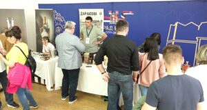 Merak i ja: Održan prvi festival rakije u Nišu Nais rakija fest