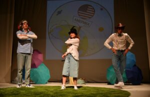 REPERTAOR POZORIŠTA LUTAKA Predstava Put po svetu na trotinetu