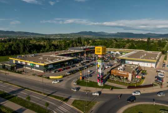 Ritejl park STOP SHOP u Nišu ovog vikenda obeležava 10 godina rada! STOP SHOP u Nišu