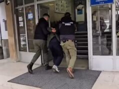 Uhapšen osumnjičeni za pljačku i silovanje taksistkinje kod Merošine Uhapšen osumnjičeni za pljačku i silovanje taksistkinje kod Merošine