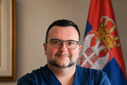Doc. dr Milan Lazarević: TRI KLjUČNA KORAKA ZA HITAN NAPREDAK UKC NIŠ Doc. dr Milan Lazarević