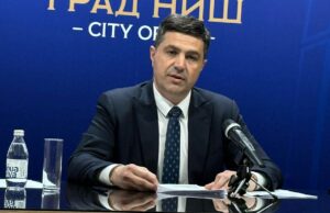 Pavlović: Glasovi se osvajaju programom i rezultatima, a ne politikom „protiv“ Dragoslav Pavlović