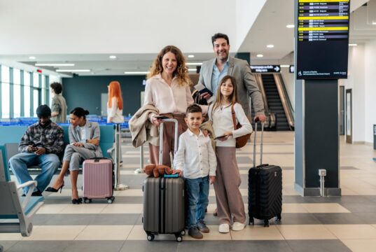 NIŠKI AERODROM: Porast broja putnika, od juna letovi i do Tivta, Atine, Krfa, Ciriha, Antalije i Monastira Aerodrom Konstantin Veliki
