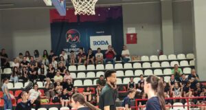 Nekadašnji NBA i WNBA igrači trenirali sa mladim košarkašima u Nišu