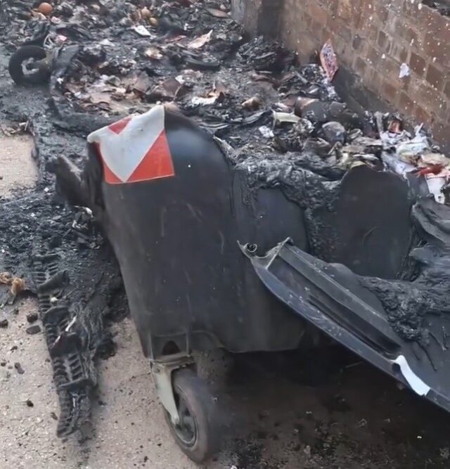 Potpuno izgoreli kontejneri kod Starog groblja Potpuno izgoreli kontejneri kod Starog groblja