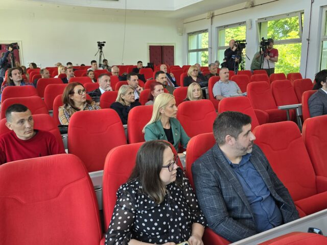 U Nišu predstavljene izmene izbornih zakona