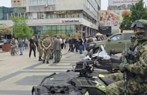 Vojska Srbije predstavila mogućnosti zaposlenja i opremu na Trgu kralja Milana Vojska Srbije predstavila mogućnosti zaposlenja i opremu na Trgu kralja Milana