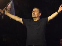 SVE NA PESMU I VESELJE: Dragan Kojić Keba veliku letnju koncertnu avanturu kreće u Nišu na „Letnjoj pozornici“ Dragan Kojić Keba