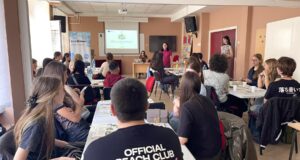 Mladi iz pet gradova predstavili ekološke izazove i predložili rešenja na Forumu „YOUthACT – Mladi za globalne promene“ Forumu „YOUthACT – Mladi za globalne promene“