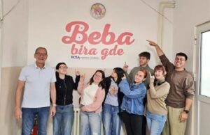 Niški džedaji donirali savremene ginekološke stolice niškom GAK-u