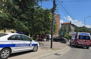 Tri osobe povređene u saobraćajnoj nezgodi u Dušanovoj ulici u Nišu