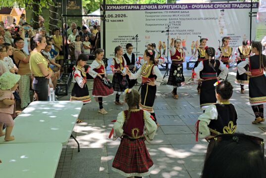 „Niška dečja burekdžijada“ otvorila letnju sezonu u Niškoj Banji: Promocija tradicije, sporta i turističke ponude Niška dečja burekdžijada