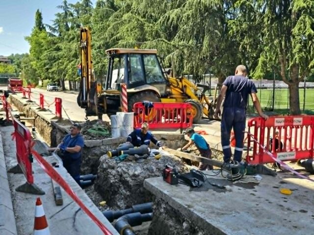 Počela izgradnja novog toplovoda u Zetskoj Počela izgradnja novog toplovoda u Zetskoj