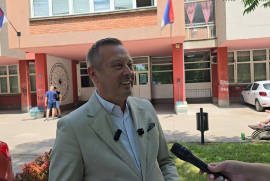 Završni ispit iz srpskog protekao bez problema. na raspolaganju oko 5.350 mesta u srednjim školama Predrag Nešović
