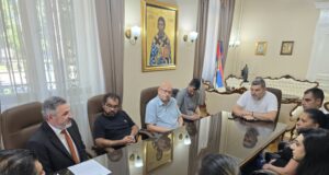 U Nišu predstavljena inicijativa za uvođenje istorije Roma u obrazovni sistem