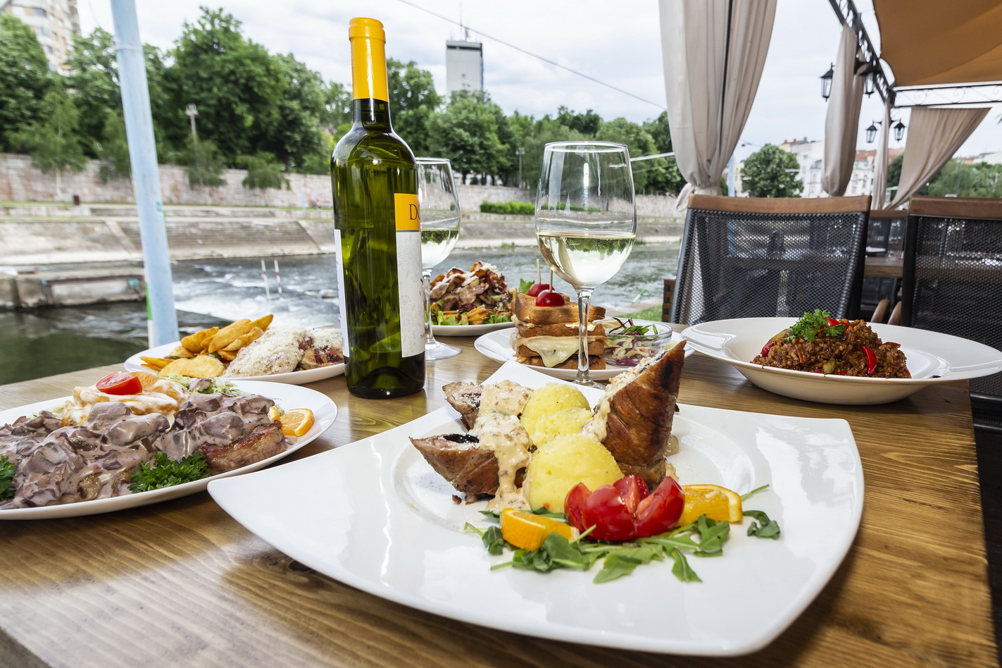 Restoran Gusar ručak
