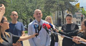 Advokat porodice Simić nezadovoljan vođenjem suđenja: Ne dozvoljava se da se zagrebe malo više od površine Saša Knežević