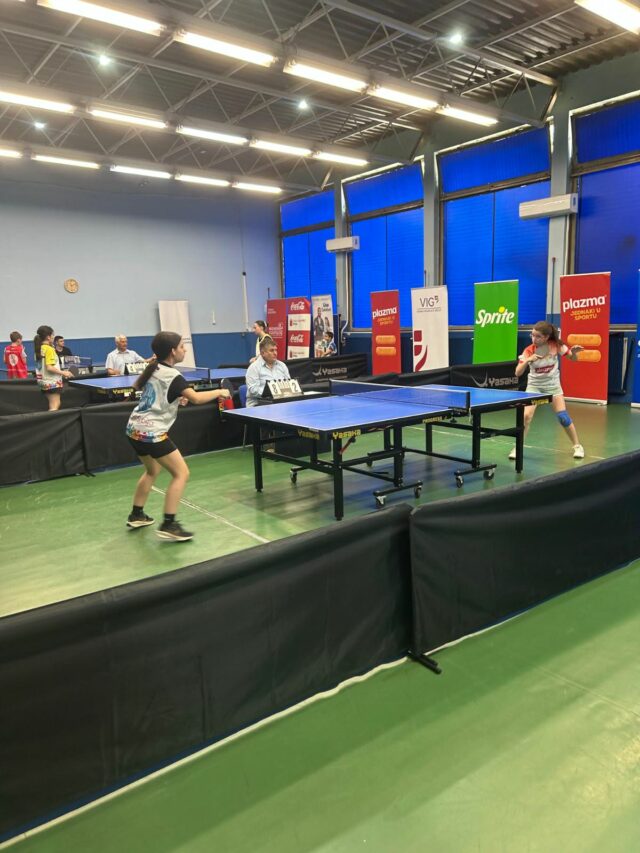 Sportskih igara mladih u stonom tenisu Sportskih igara mladih u tenisu i stonom tenisu