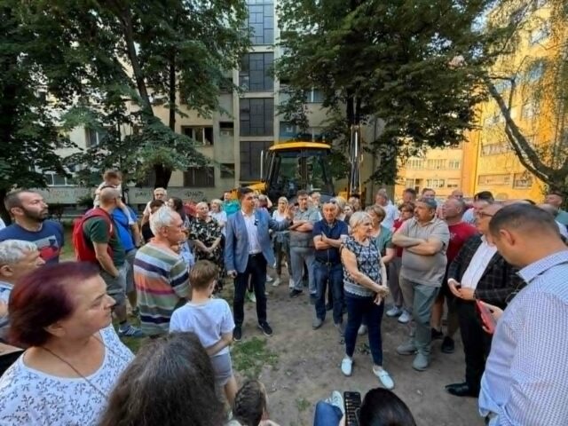 Dragoslav Pavlović sa građanima