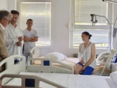 Gradonačelnik Pavlović obišao povređene u nesreći u Crnoj Gori Gradonačelnik Pavlović obišao povređene u nesreći u Crnoj Gori