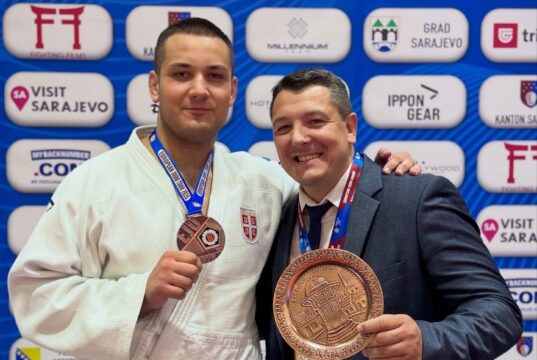 Bronza za Igora Vračara u Sarajevu – prvi bodovi na putu ka Olimpijskim igrama Igor Vračar